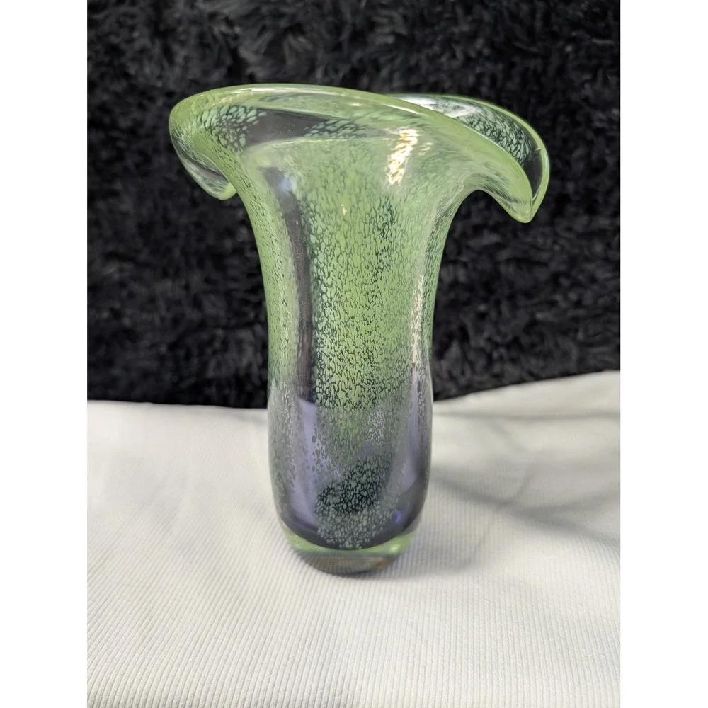 Vintage Teleflora Art Glass Vase Purple Green Speckled Flared Ruffle Rim‎ 8 Inch